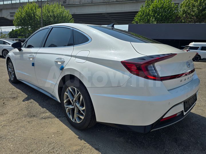 Hyundai Sonata 2022 — 4