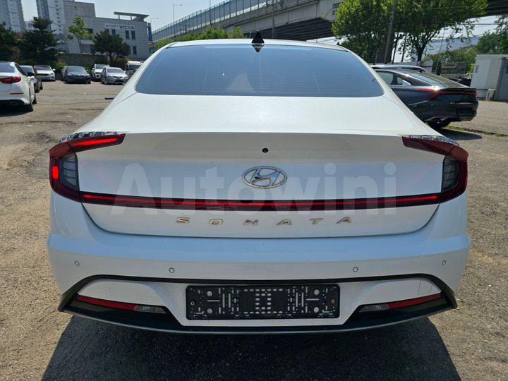 Hyundai Sonata 2022 — 5