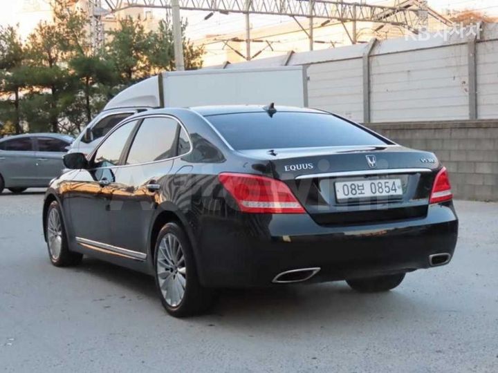 Hyundai Equus 2014 — 3