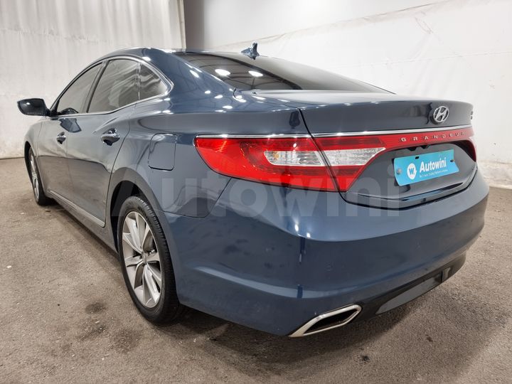 Hyundai Grandeur 2015 — 4