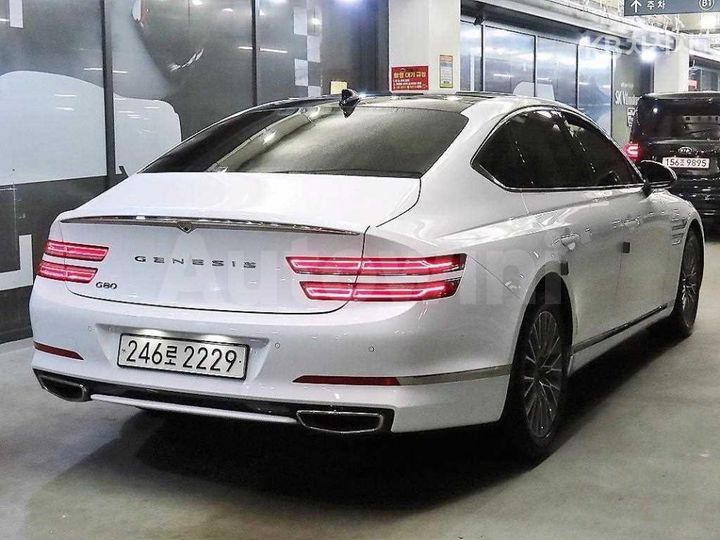 Genesis G80 2022 — 4