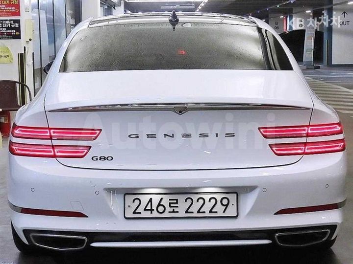Genesis G80 2022 — 5