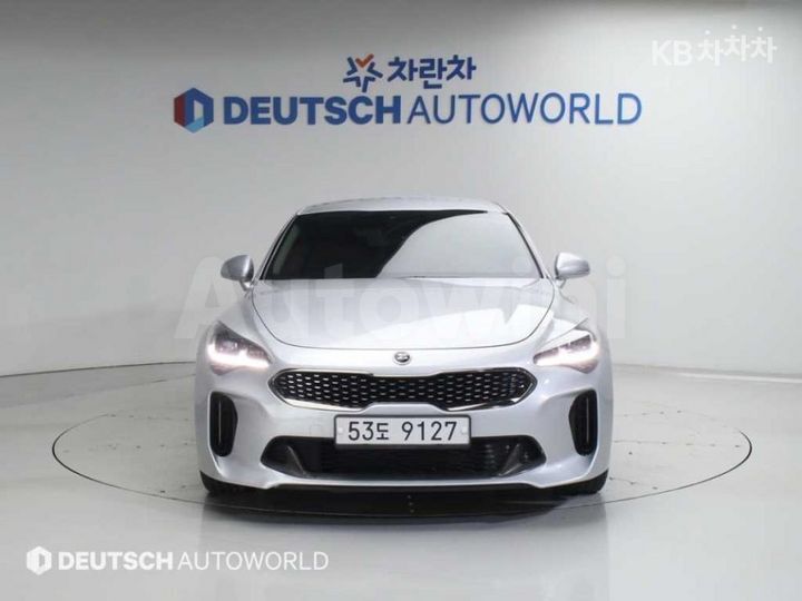 Kia Stinger 2018 — 3
