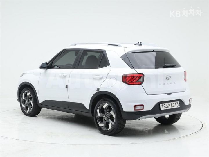 Hyundai Venue 2022 — 4