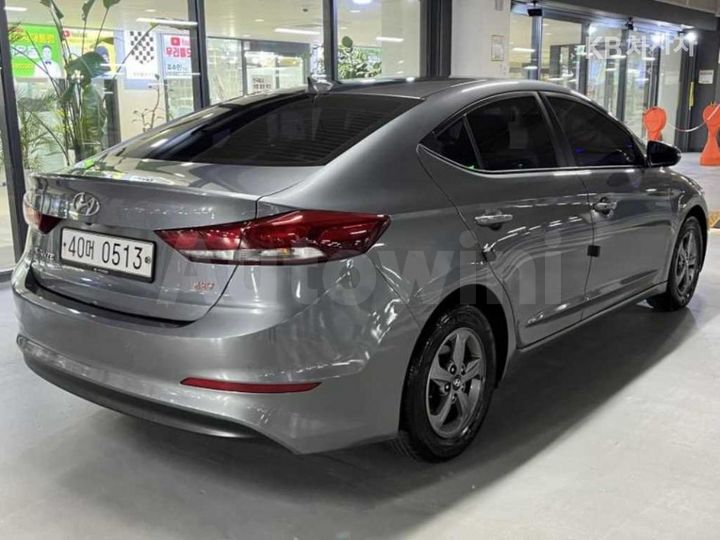 Hyundai Avante 2016 — 2