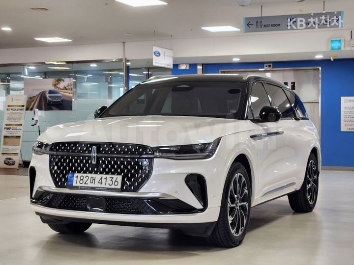 Lincoln Nautilus 2024 — 2
