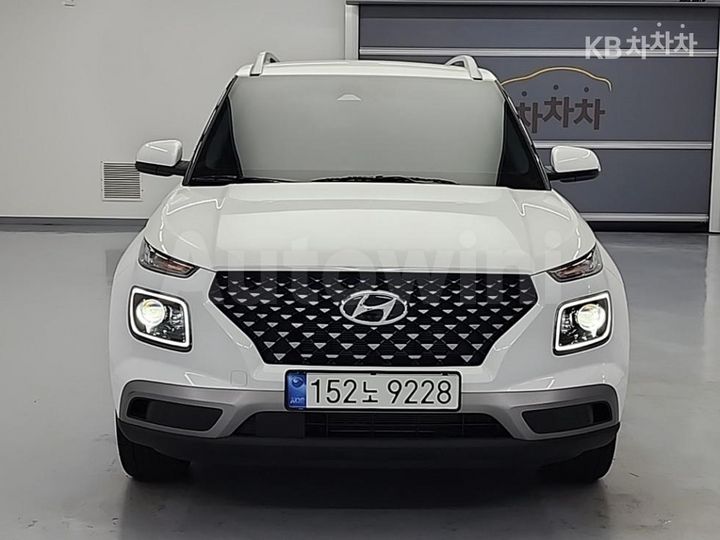 Hyundai Venue 2024 — 2