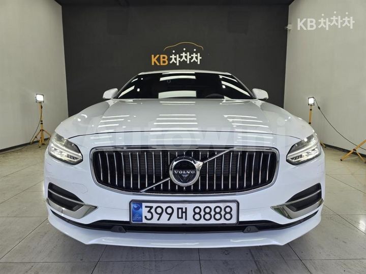 Volvo S90 2019 — 2
