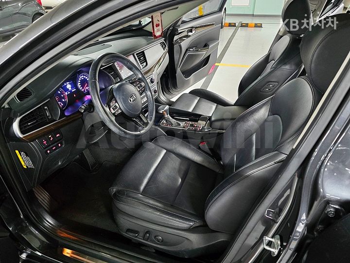 Kia K7 2019 — 5