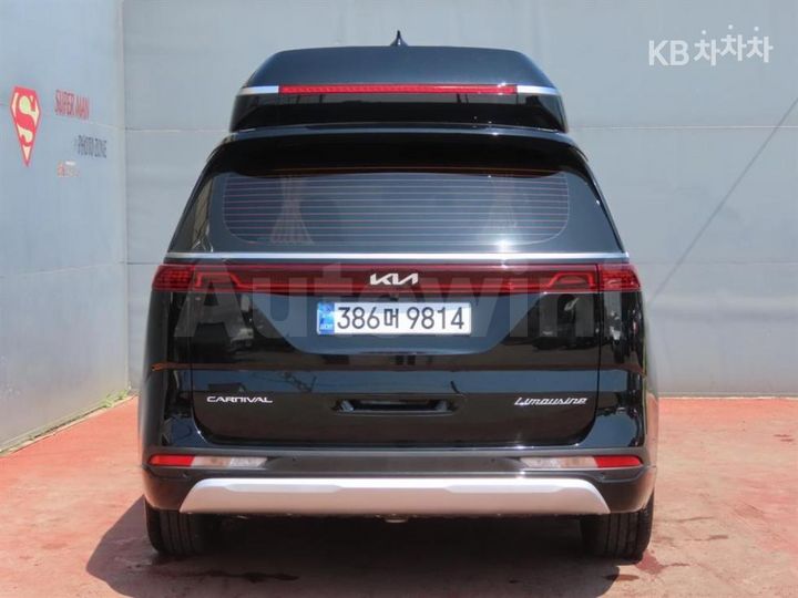 Kia Carnival 2022 — 4