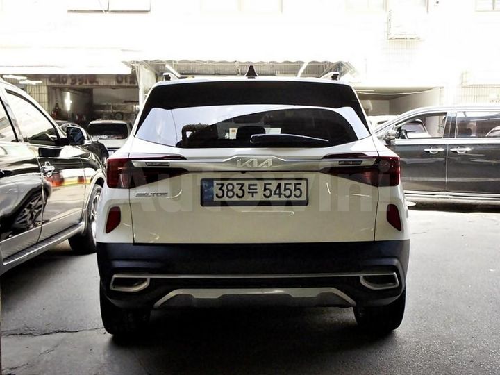 Kia Seltos 2023 — 3
