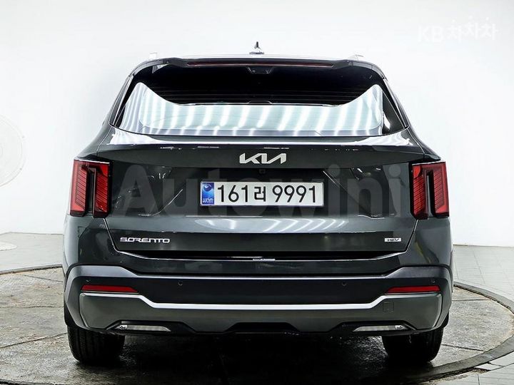 Kia Sorento 2025 — 3