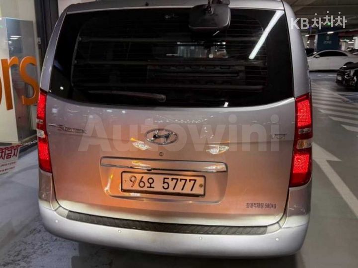 Hyundai Starex 2018 — 5