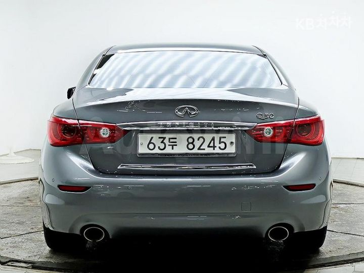 Infiniti Q 2015 — 3