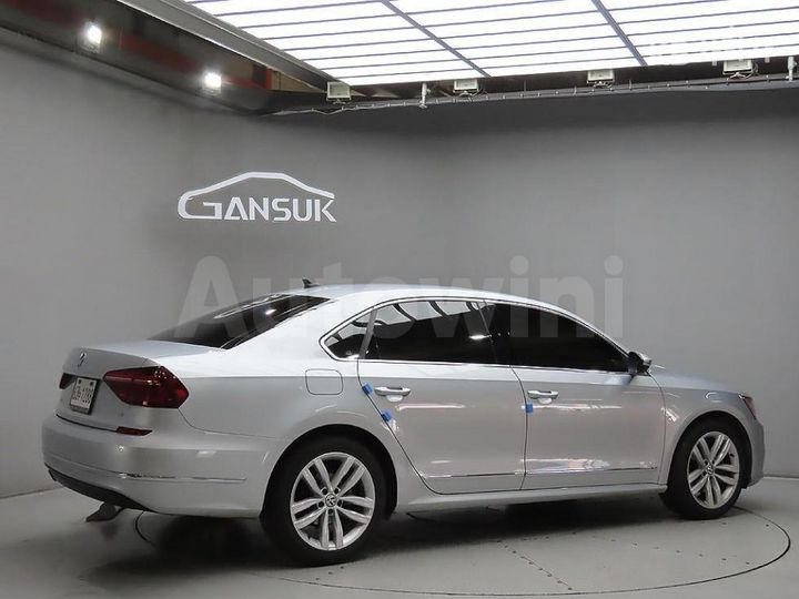 Volkswagen Passat 2018 — 4