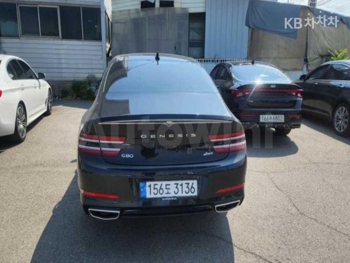 Genesis G80