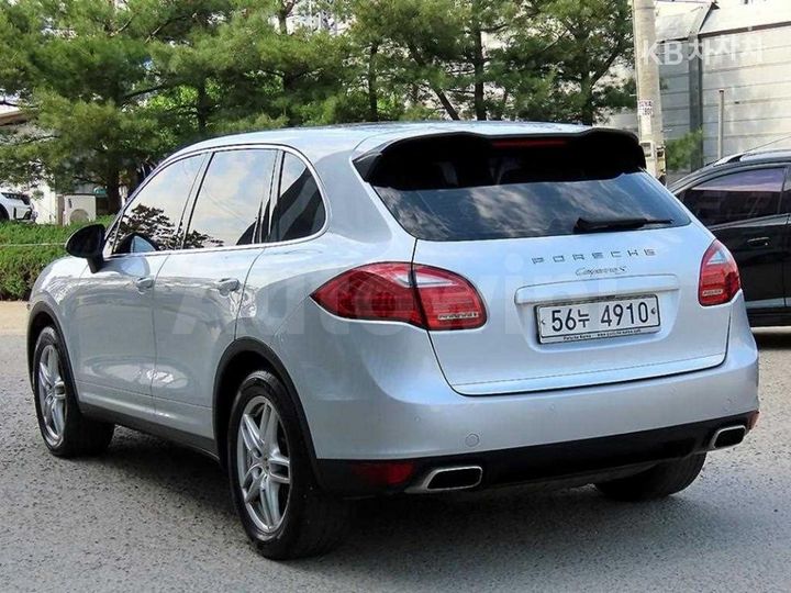 Porsche Cayenne 2011 — 3