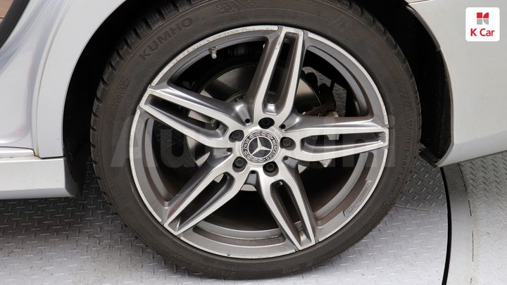 Mercedes Benz E Class 2019 — 2