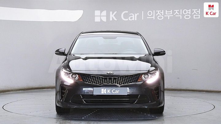 Kia K5 2018 — 2