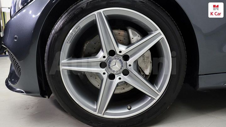 Mercedes Benz C Class 2016 — 5