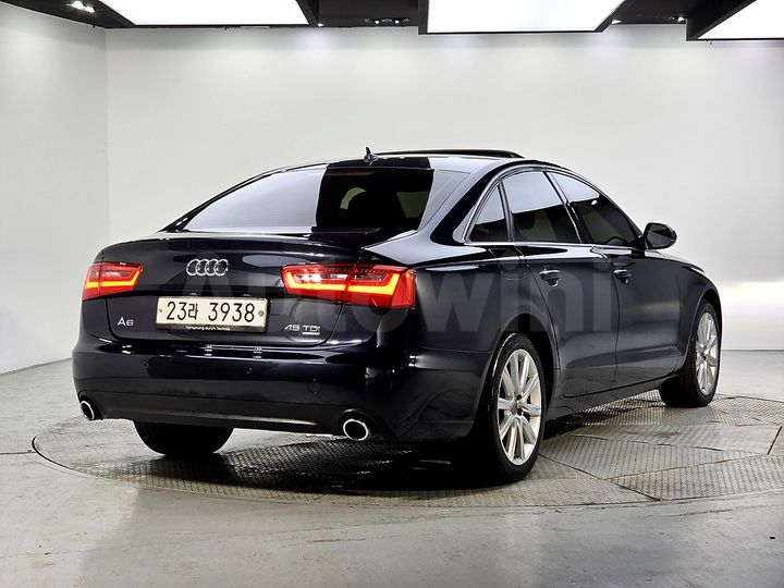 Audi A6 2015 — 4