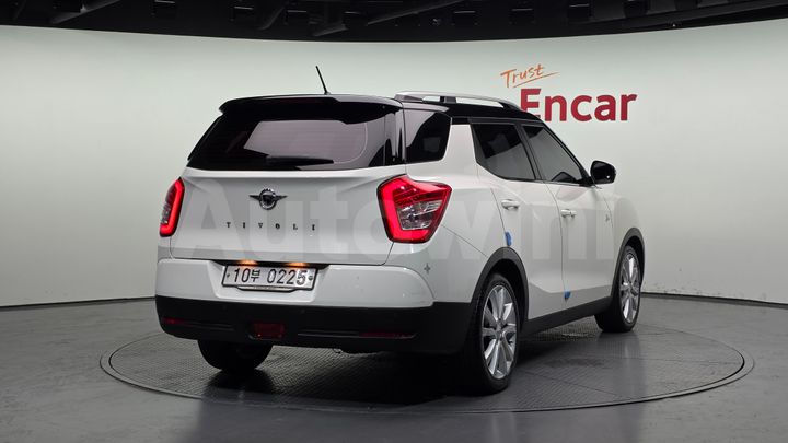KGM (Ssangyong) Tivoli 2016 — 2