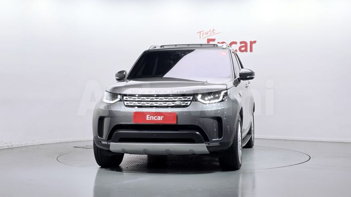 Land Rover Discovery 2018 — 3