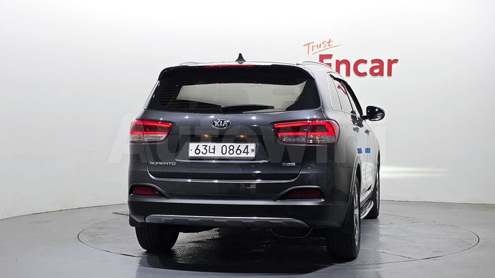 Kia Sorento 2016 — 4