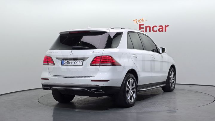 Mercedes Benz GLE Class 2016 — 2