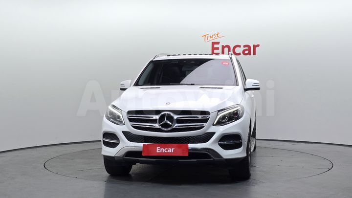 Mercedes Benz GLE Class 2016 — 3