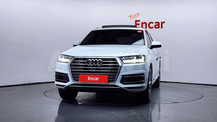 Audi Q7 2019 — 3