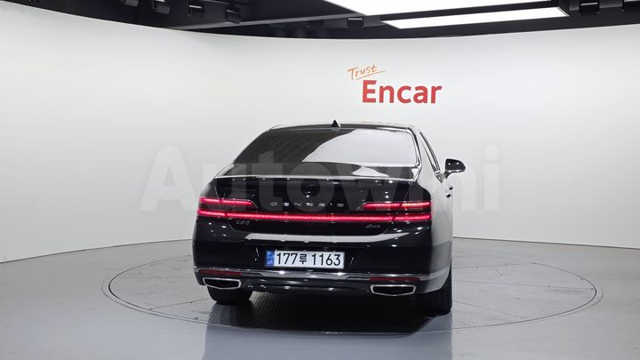 Genesis G90 2022 — 4