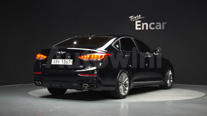 Hyundai Genesis 2015 — 2