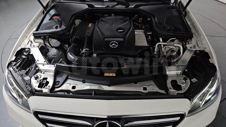 Mercedes Benz E Class 2020 — 5