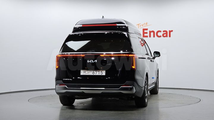 Kia Carnival 2026 — 4