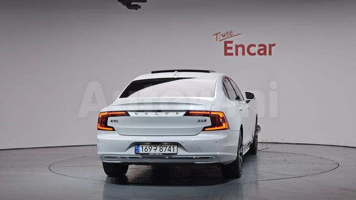 Volvo S90 2024 — 4