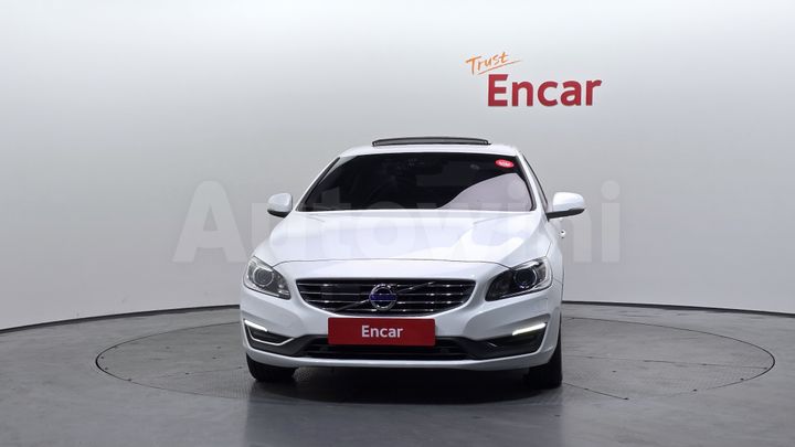 Volvo S60 2018 — 3