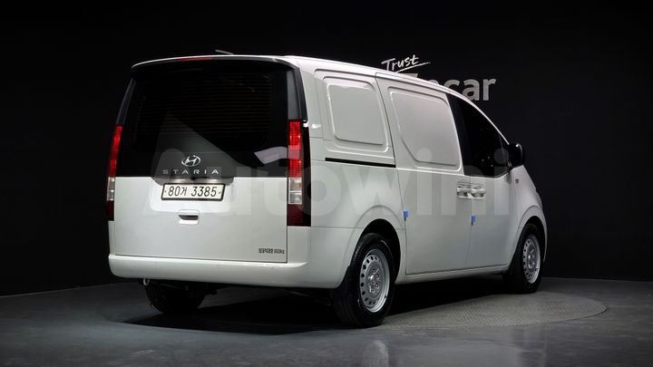 Hyundai Staria 2022 — 2