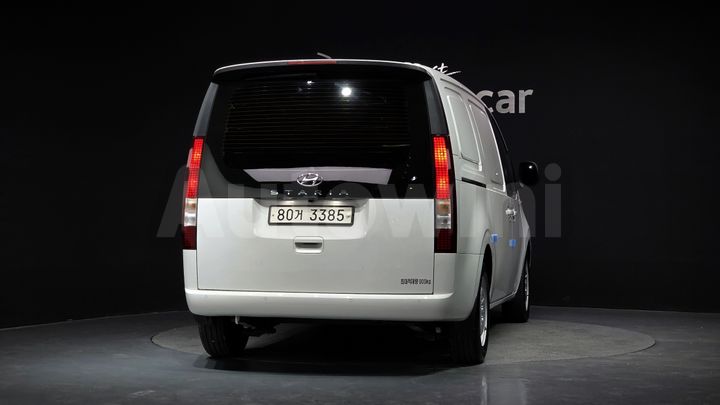 Hyundai Staria 2022 — 4