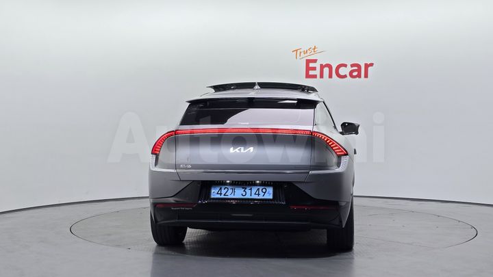 Kia EV6 2022 — 4