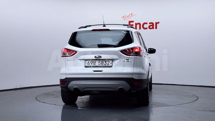 Ford Escape 2014 — 4