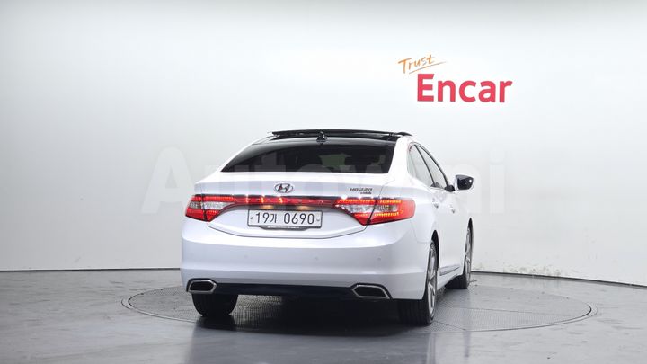 Hyundai Grandeur 2016 — 4