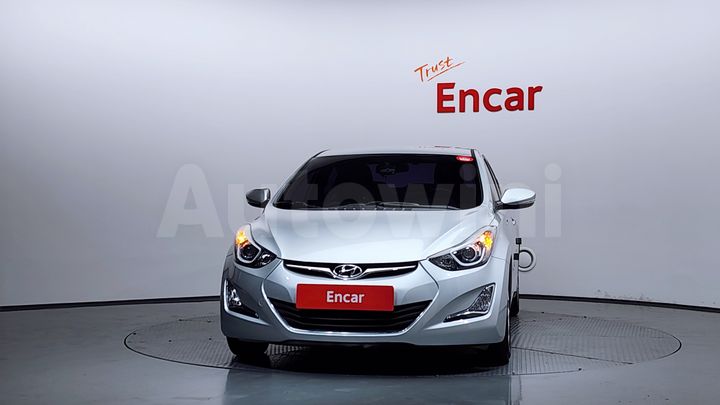 Hyundai Avante 2015 — 3