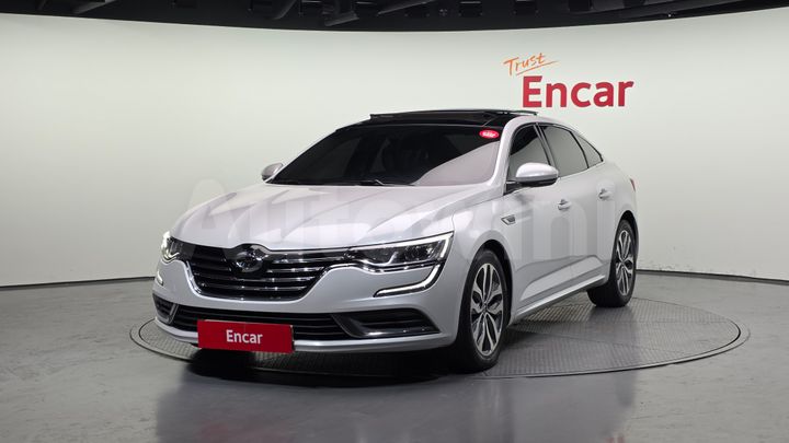 Renault SM6