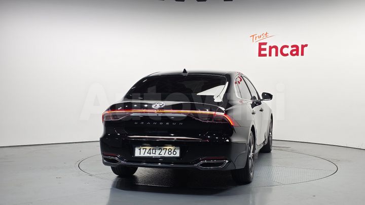 Hyundai Grandeur 2022 — 4