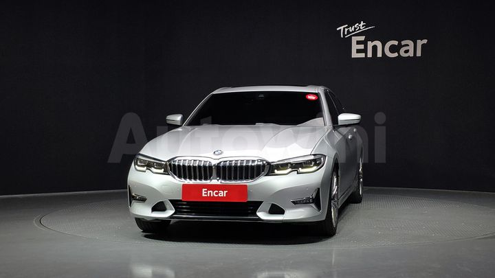 BMW 3 Series 2019 — 3