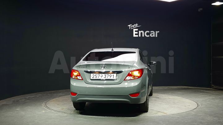 Hyundai Accent 2019 — 4