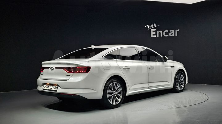 Renault SM6 2017 — 2
