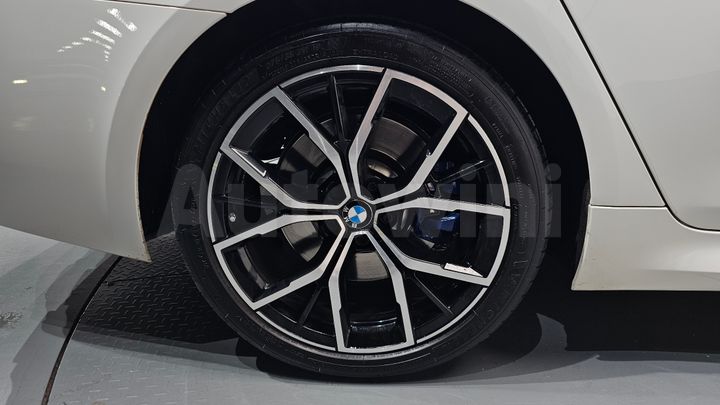 BMW 5 Series 2022 — 4