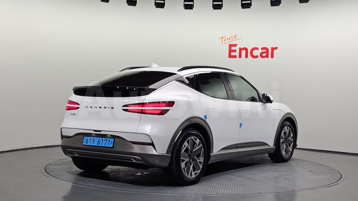 Genesis GV60 2022 — 3